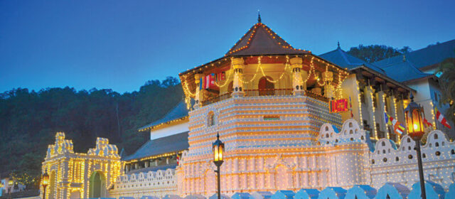 Arrive in Kandy